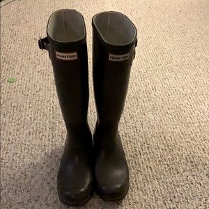 Hunter knee high rain boots